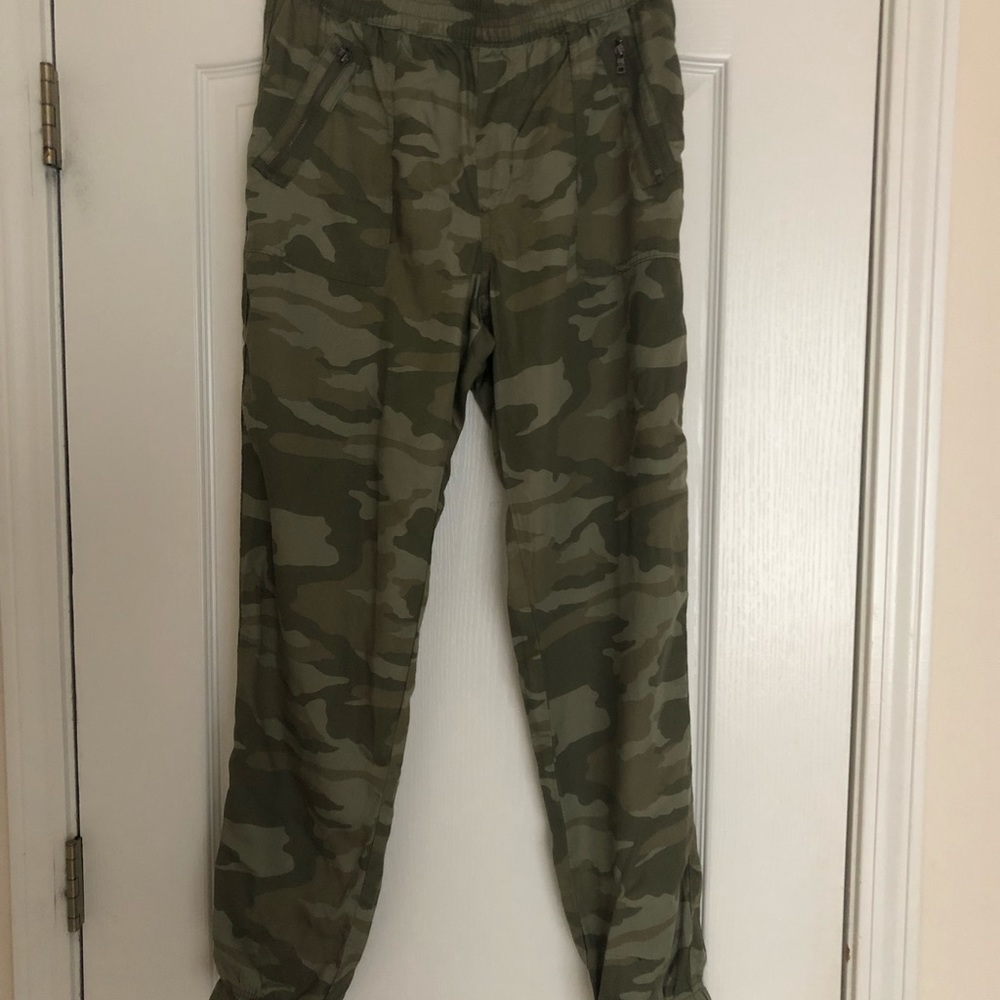 camo joggers